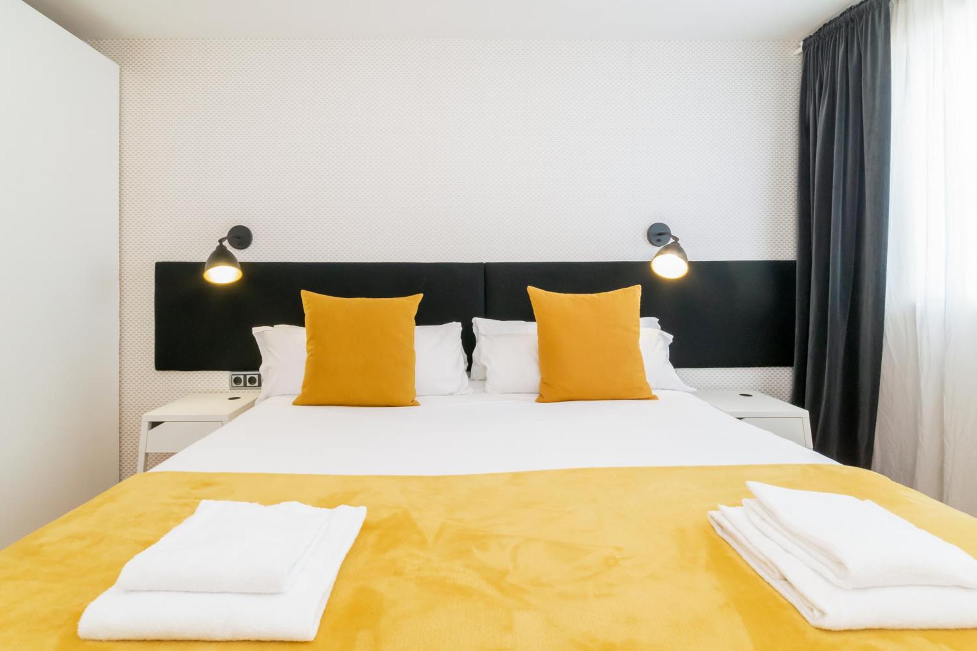 Unique Rentals - Placa Catalunya Central Apartments Barcelona Exterior foto